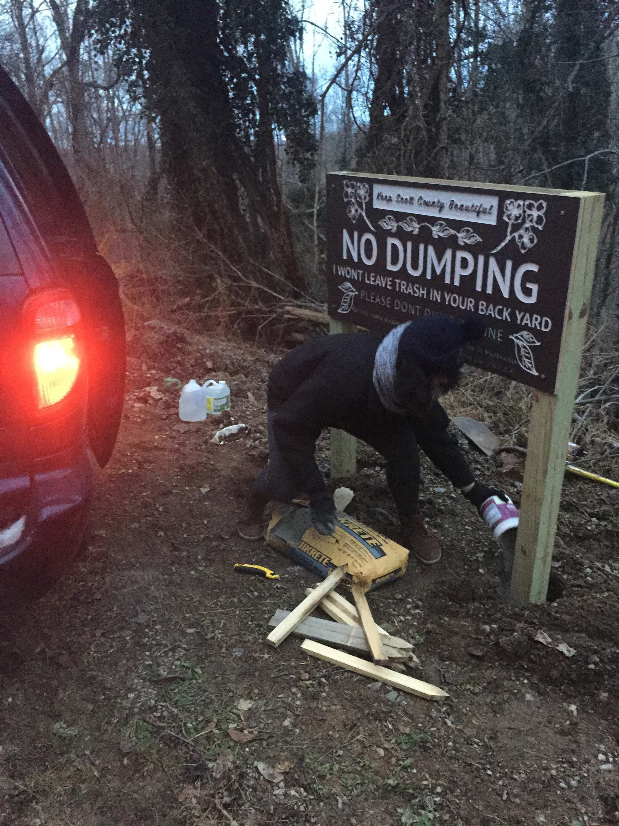 Image: Guen Montgomery, No Dumping, 2017, color-core sign, wood. Image courtesy of the artist.